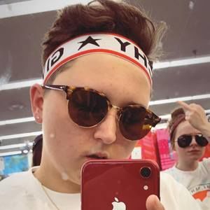 Meet your Posher, Kalyn